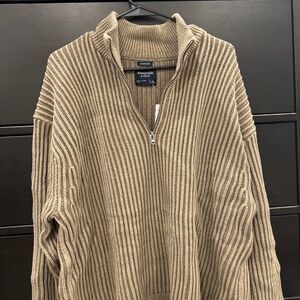 New with tags, Men's Oversized Large Quarter Zip Sweater, Abercrombie & Fitch